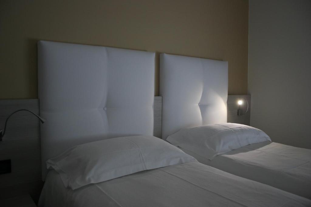 Residence Franca B&B Arco Δωμάτιο φωτογραφία